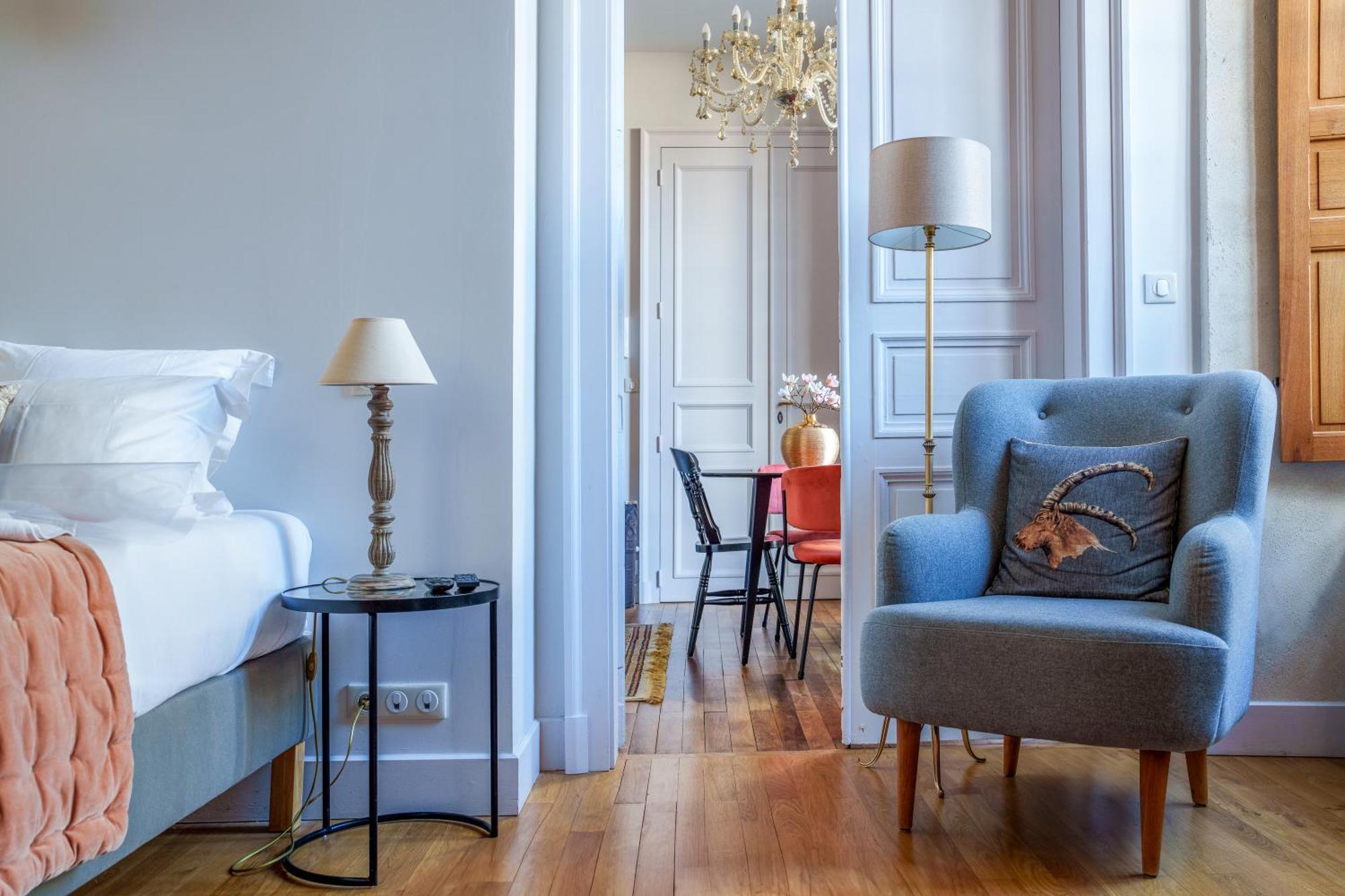 Appartement Raffine Vue Cathedrale, Jardin, Wifi Tours Exterior foto